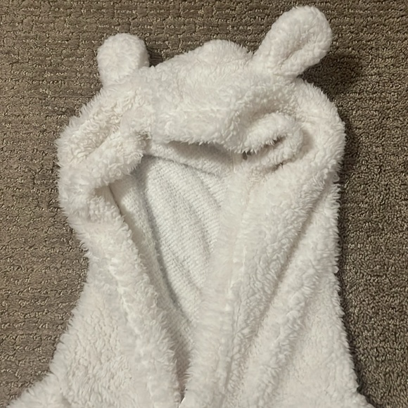 White Hooded with ears Sleepwear - Picture 2 of 4